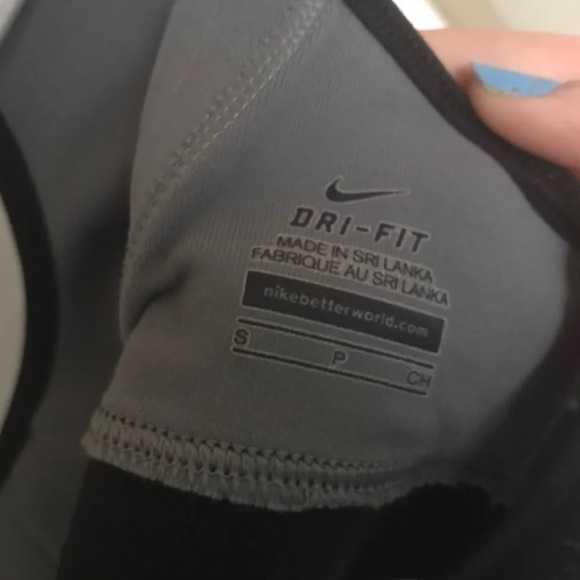 Nike sports bra - Picture 4 of 4